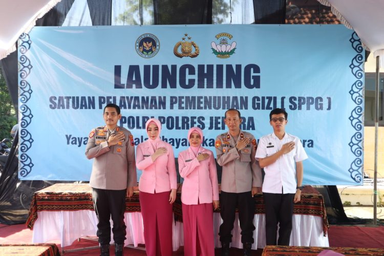SPPG Banyuputih II Yayasan Kemala Bhayangkari Cabang Jepara Resmi Beroperasi, Ribuan Siswa Terima MBG