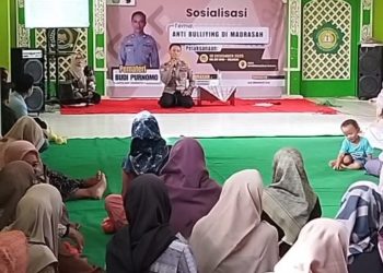 Stop Bullying Pada Anak, Polsek Mlonggo Berikan Binluh Pada Pelajar